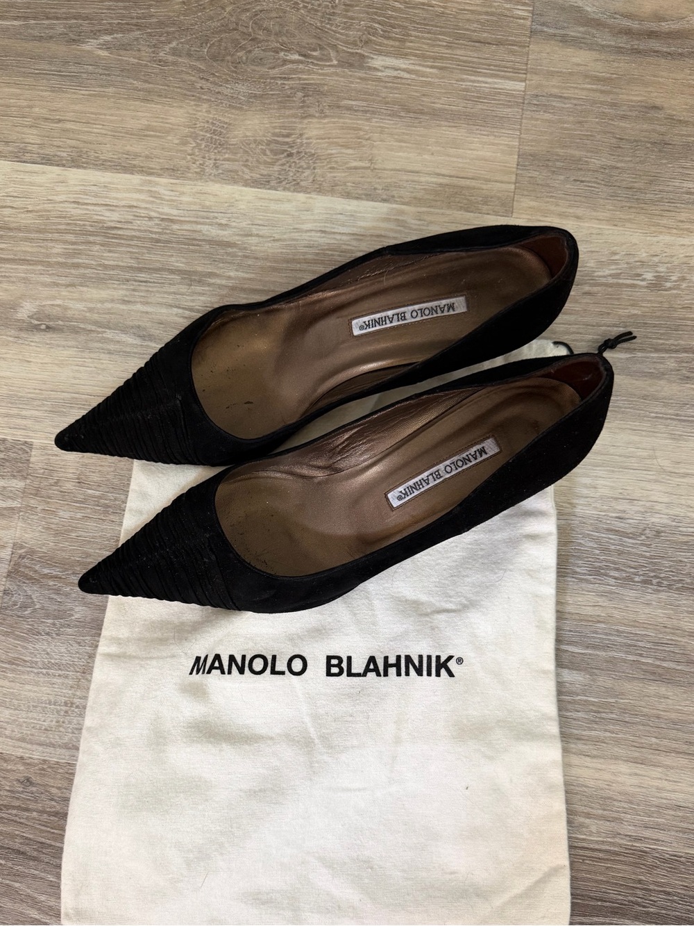 Manolo Blahmik Black Suede Kitten Heel